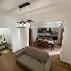  Casa vacanze Casa No-ma In Centro Storico
