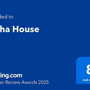https://aicha-house.it-tuscanyhotel.com